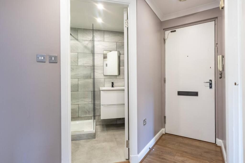 ** Modern Merchant City 1 Bed Apartment With Free Parking ** 글라스고 외부 사진